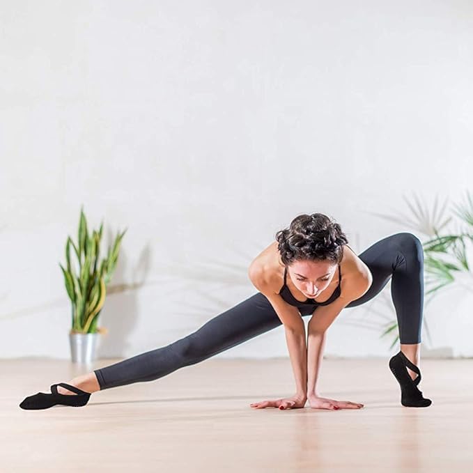 YOGA SOCKS